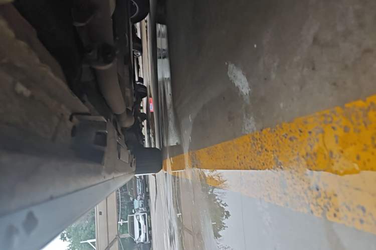 Used Toyota Granvia 2023 2.5L Hybrid Comfort Edition Right Side Sill