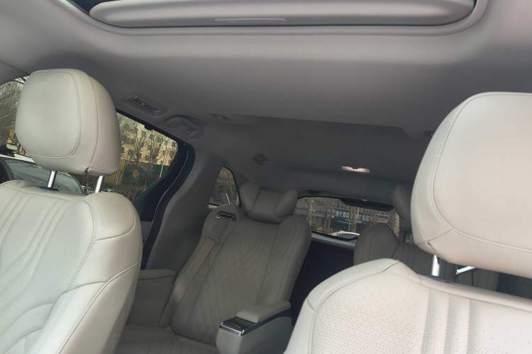 Used Toyota Granvia 2023 2.5L Hybrid Comfort Edition Roof