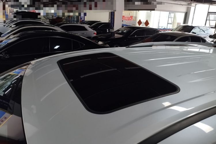 Used Toyota Granvia 2023 2.5L Hybrid Comfort Edition Roof