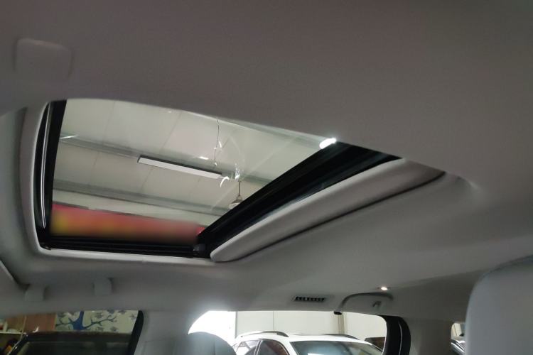 Used Toyota Granvia 2023 2.5L Hybrid Comfort Edition Roof