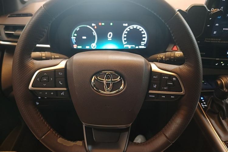 Used Toyota Granvia 2023 2.5L Hybrid Flagship VIP Edition Steering Wheel