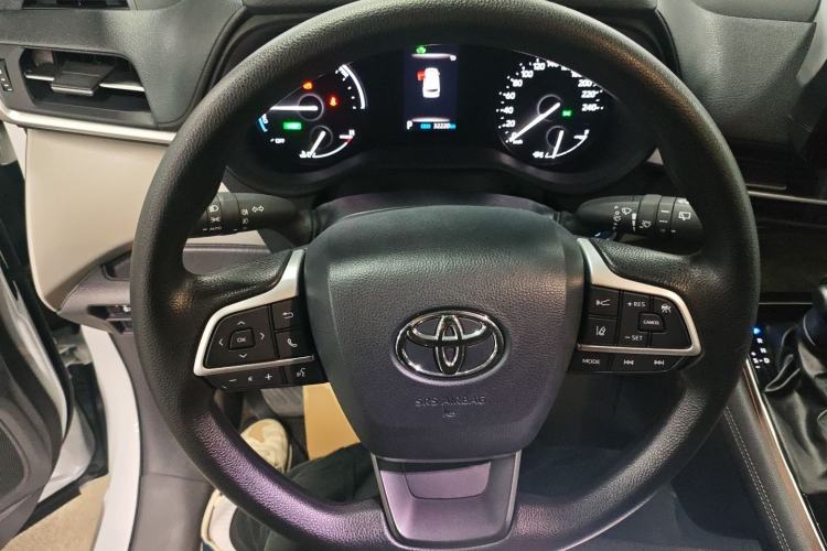 Used Toyota Granvia 2023 2.5L Hybrid Comfort Edition Steering Wheel