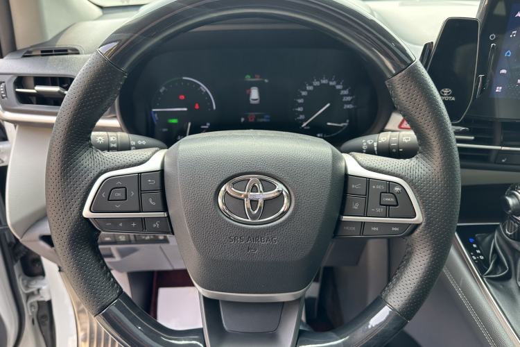 Used Toyota Granvia 2023 2.5L Hybrid Prestige PLUS Edition Steering Wheel
