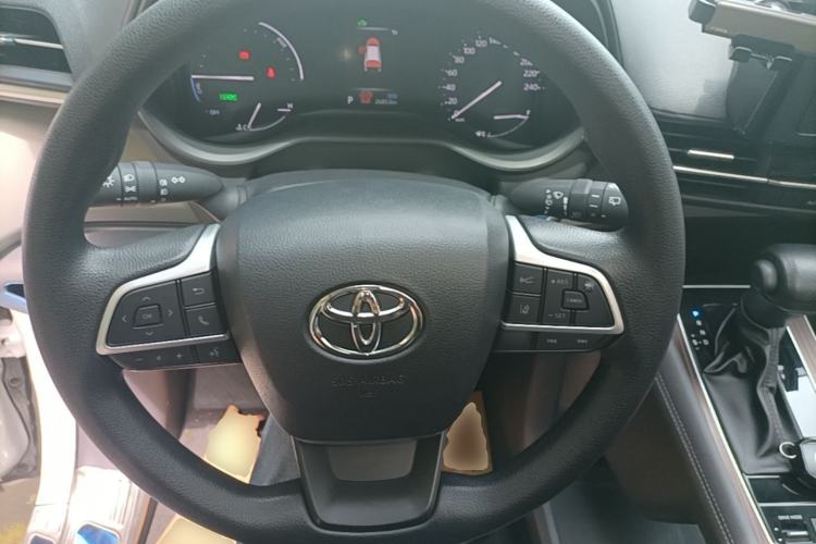 Used Toyota Granvia 2023 2.5L Hybrid Comfort Edition Steering Wheel