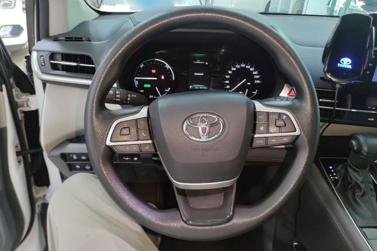 Used Toyota Granvia 2023 2.5L Hybrid Comfort Edition Steering Wheel