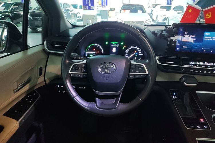 Used Toyota Granvia 2023 2.5L Hybrid Prestige PLUS Edition Steering Wheel