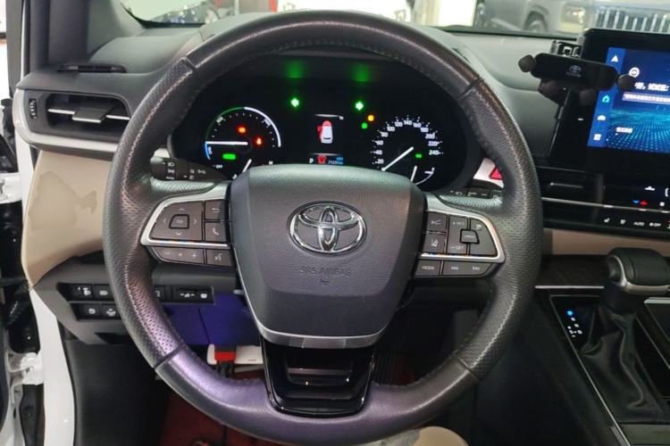 Used Toyota Granvia 2023 2.5L Hybrid Prestige VIP Edition Steering Wheel
