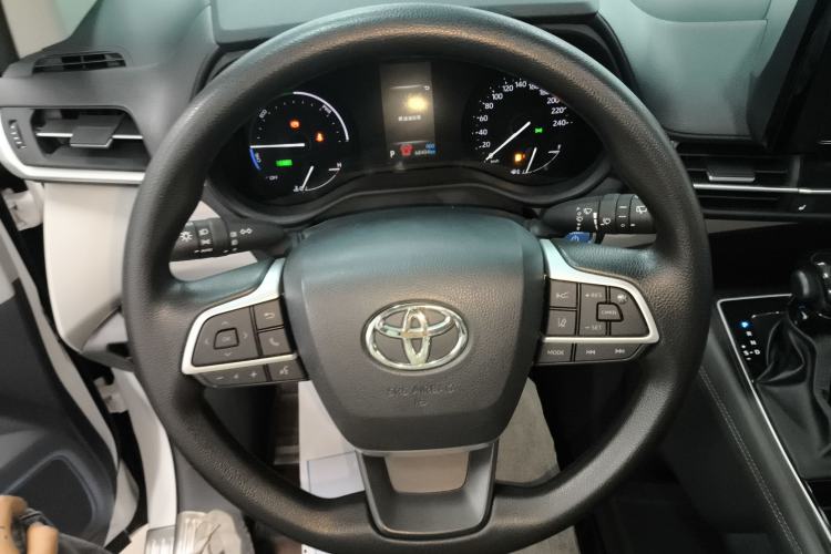 Used Toyota Granvia 2023 2.5L Hybrid Luxury Edition Steering Wheel