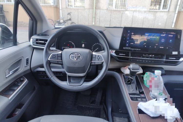 Used Toyota Granvia 2023 2.5L Hybrid Prestige PLUS Edition Steering Wheel