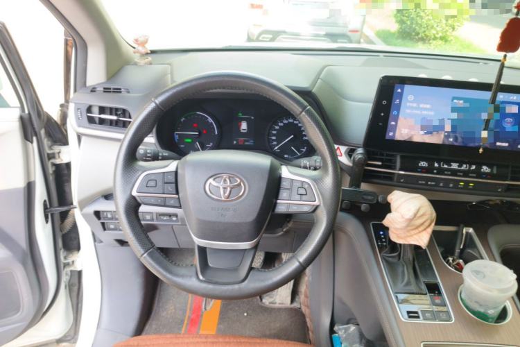 Used Toyota Granvia 2023 2.5L Hybrid Prestige PLUS Edition Steering Wheel