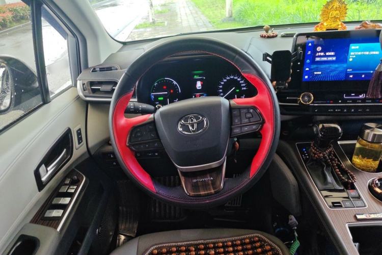 Used Toyota Granvia 2023 2.5L Hybrid Prestige PLUS Edition Steering Wheel