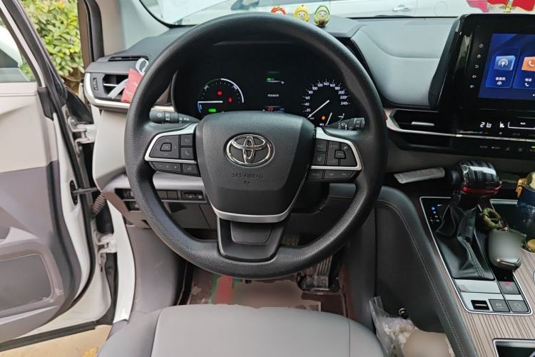 Used Toyota Granvia 2023 2.5L Hybrid Comfort Edition Steering Wheel