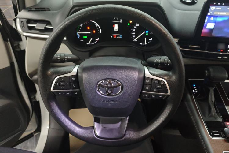Used Toyota Granvia 2023 2.5L Hybrid Comfort Edition Steering Wheel
