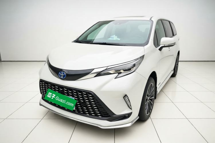 Toyota Granvia 2023 2.5L Hybrid Comfort Edition