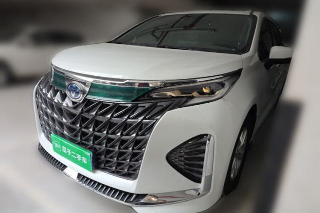 Used Toyota Granvia 2023 2.5L Hybrid Comfort Edition