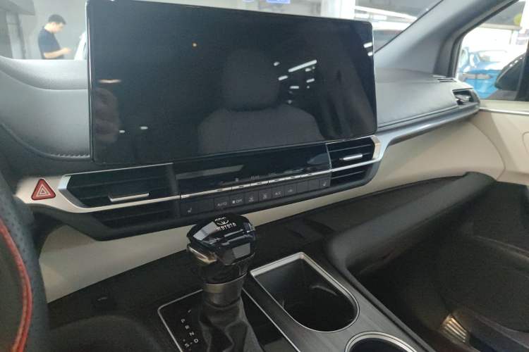 Used Toyota Granvia 2024 2.5L Hybrid Prestige ULTRA Edition Audio And AC Panel