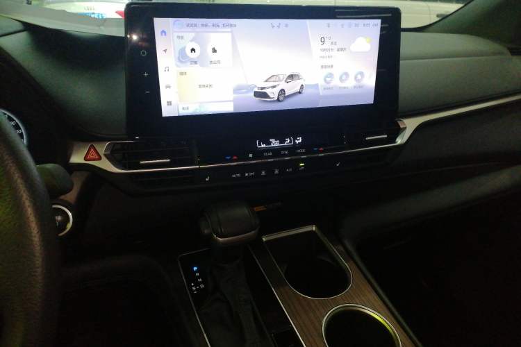Used Toyota Granvia 2024 2.5L Hybrid Prestige PLUS Four-Wheel Drive Version Audio And AC Panel