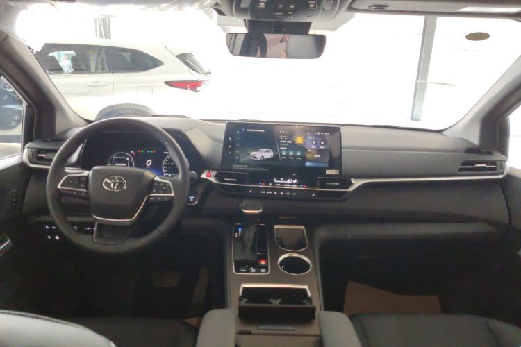 Used Toyota Granvia 2024 2.5L Hybrid Prestige PLUS Edition Center Console