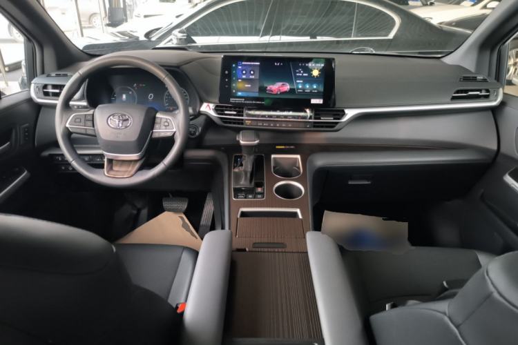 Used Toyota Granvia 2024 2.5L Hybrid Prestige PLUS Edition Center Console
