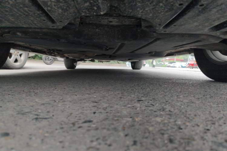 Used Toyota Granvia 2024 2.5L Hybrid Comfort Edition Chassis Front