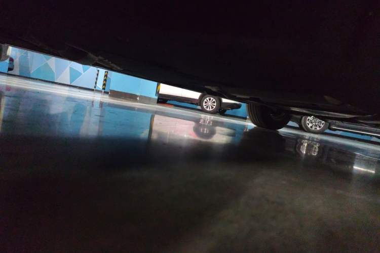 Used Toyota Granvia 2024 2.5L Hybrid Prestige PLUS Four-Wheel Drive Version Chassis Front Left