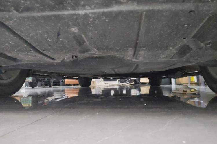 Used Toyota Granvia 2024 2.5L Hybrid Comfort Edition Chassis Front