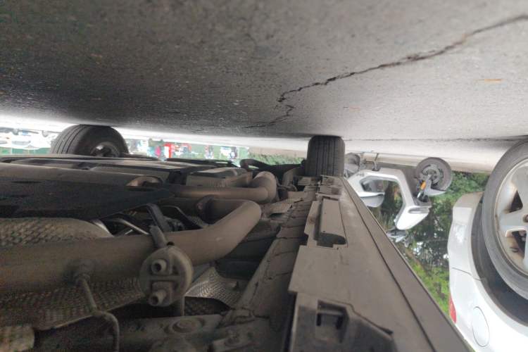 Used Toyota Granvia 2024 2.5L Hybrid Comfort Edition Chassis Front Right
