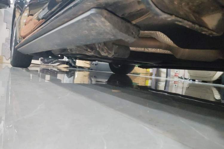 Used Toyota Granvia 2024 2.5L Hybrid Comfort Edition Chassis Front Right