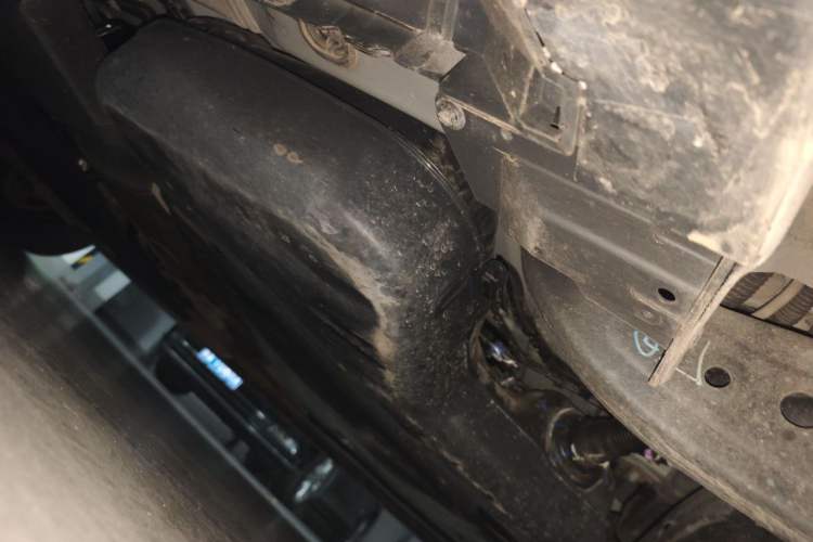 Used Toyota Granvia 2024 2.5L Hybrid Comfort Edition Chassis Rear Left