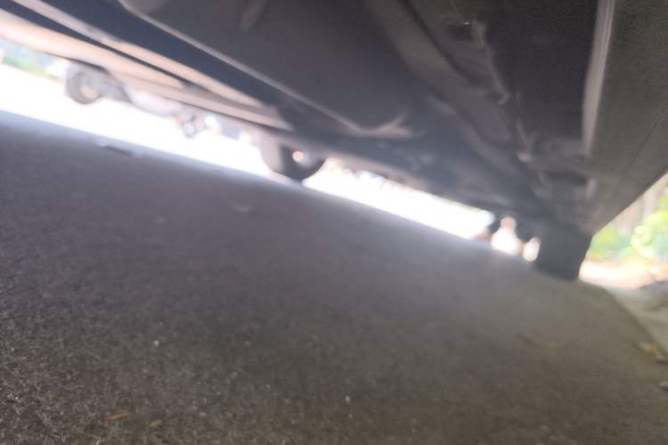 Used Toyota Granvia 2024 2.5L Hybrid Comfort Edition Chassis Rear Right