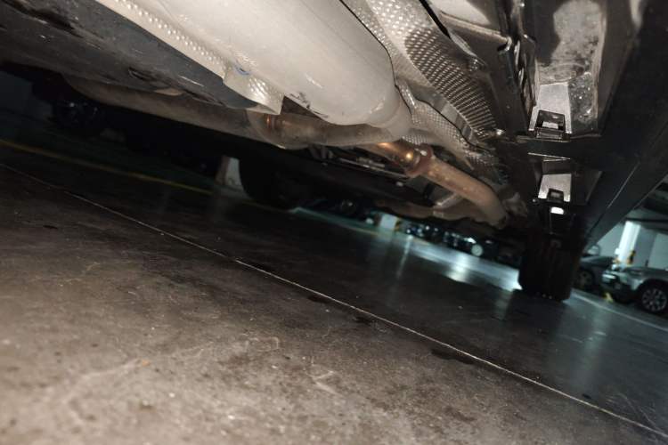 Used Toyota Granvia 2024 2.5L Hybrid Prestige PLUS Four-Wheel Drive Version Chassis Rear Right