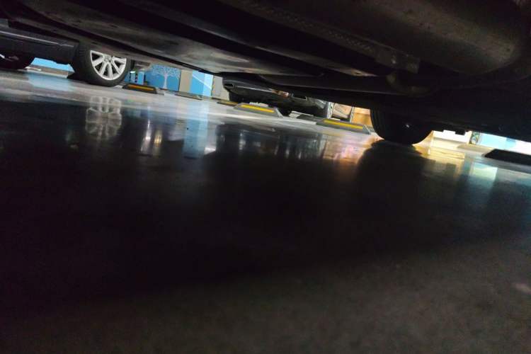 Used Toyota Granvia 2024 2.5L Hybrid Prestige PLUS Four-Wheel Drive Version Chassis Rear Right