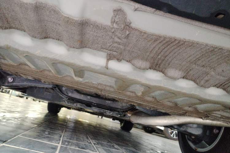 Used Toyota Granvia 2024 2.5L Hybrid Comfort Edition Chassis Rear