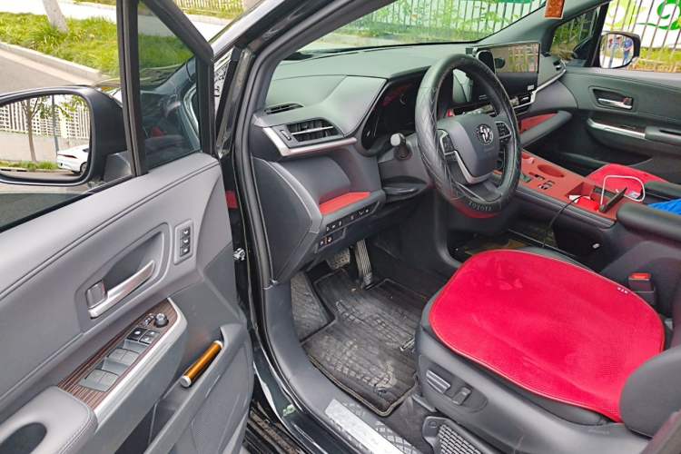 Used Toyota Granvia 2024 2.5L Hybrid Prestige PLUS Edition Driver Seat