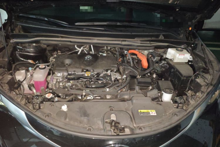 Used Toyota Granvia 2024 2.5L Hybrid Prestige PLUS Four-Wheel Drive Version Engine Bay
