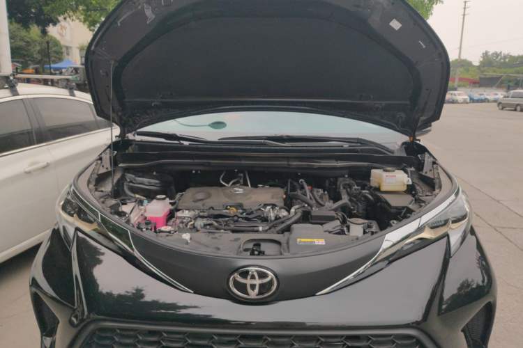 Used Toyota Granvia 2024 2.5L Hybrid Comfort Edition Engine Bay