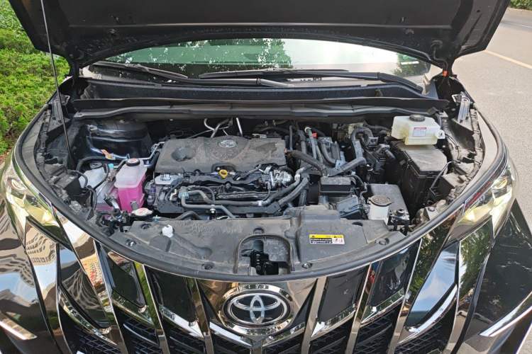 Used Toyota Granvia 2024 2.5L Hybrid Comfort Edition Engine Bay