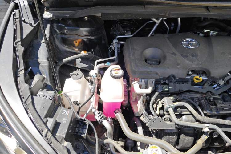 Used Toyota Granvia 2024 2.5L Hybrid Prestige PLUS Edition Engine Bay Right