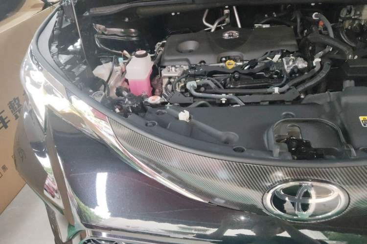 Used Toyota Granvia 2024 2.5L Hybrid Comfort Edition Engine Bay Right