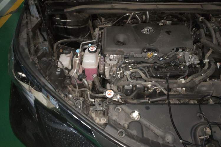 Used Toyota Granvia 2024 2.5L Hybrid Comfort Edition Engine Bay Right