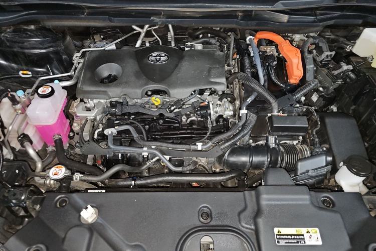 Used Toyota Granvia 2024 2.5L Hybrid Prestige PLUS Four-Wheel Drive Version Engine Bay
