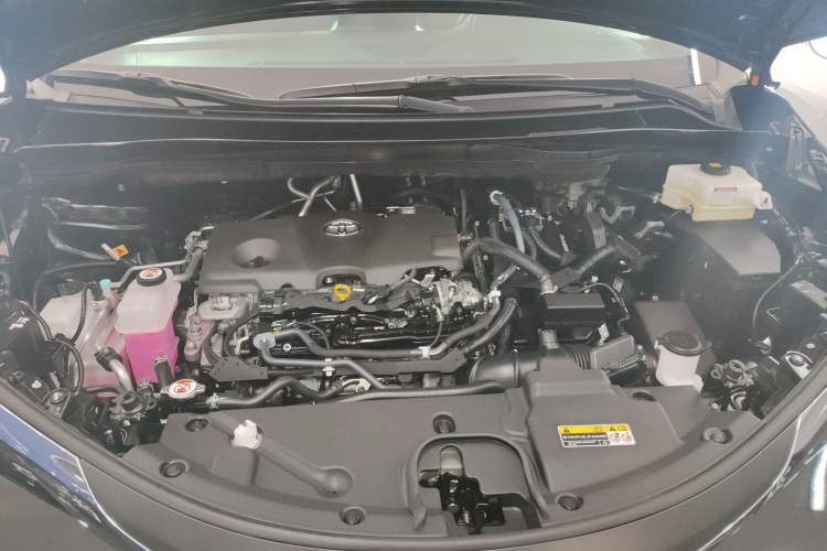 Used Toyota Granvia 2024 2.5L Hybrid Comfort Edition Engine Bay