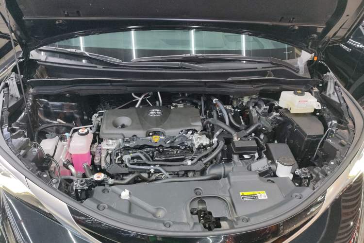Used Toyota Granvia 2024 2.5L Hybrid Prestige PLUS Edition Engine Bay