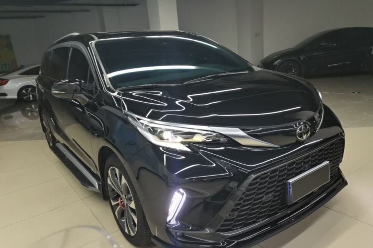 Used Toyota Granvia 2024 2.5L Hybrid Prestige PLUS Edition Exterior 1
