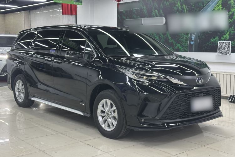 Used Toyota Granvia 2024 2.5L Hybrid Comfort Edition Exterior 2