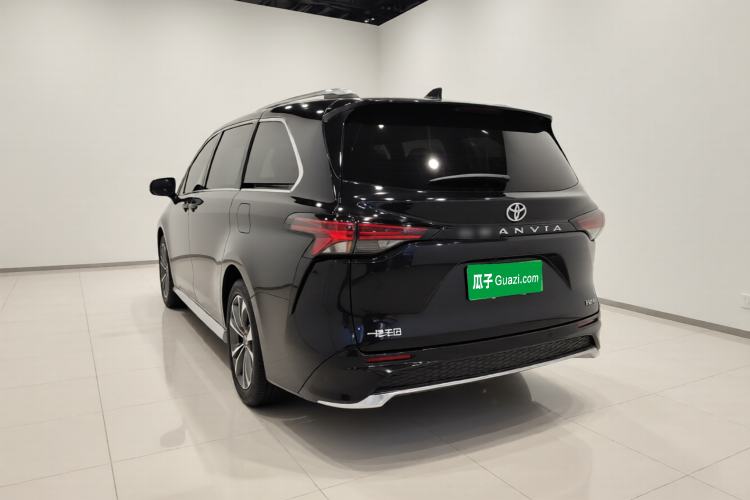 Used Toyota Granvia 2024 2.5L Hybrid Prestige PLUS Edition Exterior 3