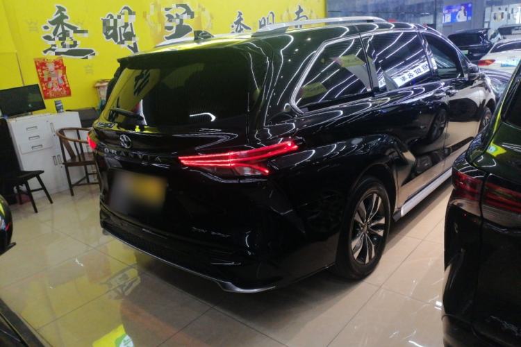Used Toyota Granvia 2024 2.5L Hybrid Prestige PLUS Four-Wheel Drive Version Exterior 5