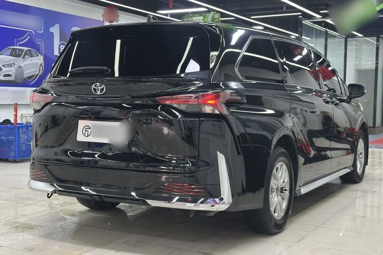 Used Toyota Granvia 2024 2.5L Hybrid Comfort Edition Exterior 5