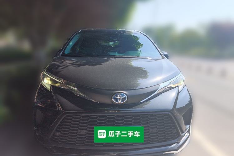 Used Toyota Granvia 2024 2.5L Hybrid Comfort Edition Front