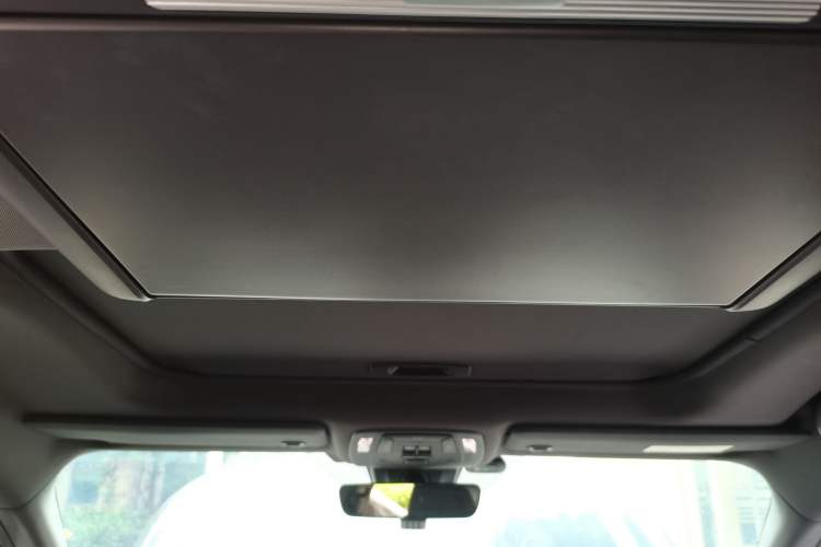 Used Toyota Granvia 2024 2.5L Hybrid Prestige PLUS Four-Wheel Drive Version Headliner